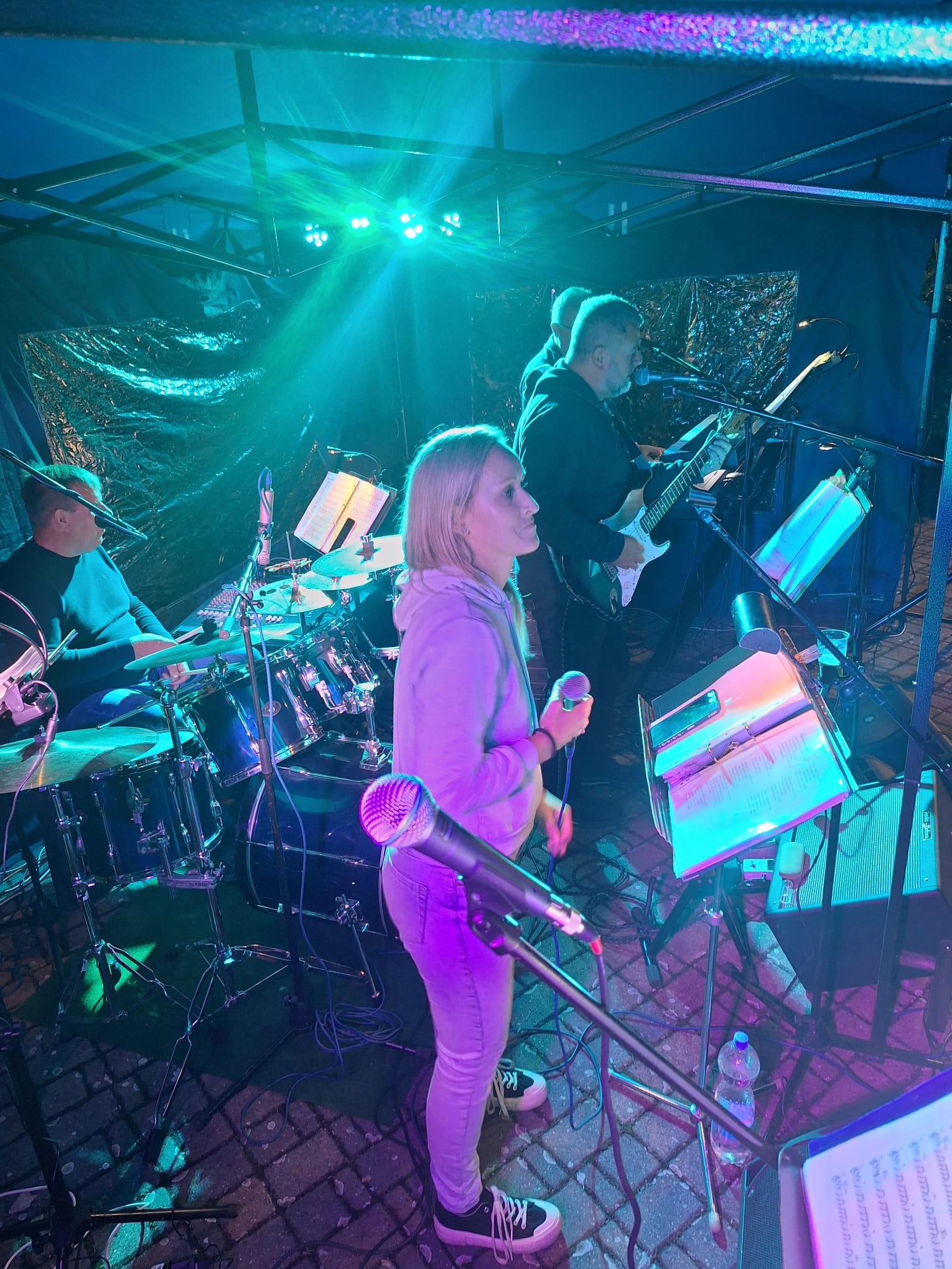 9bd0e3d2-3525-4a44-9c54-c822be625efd